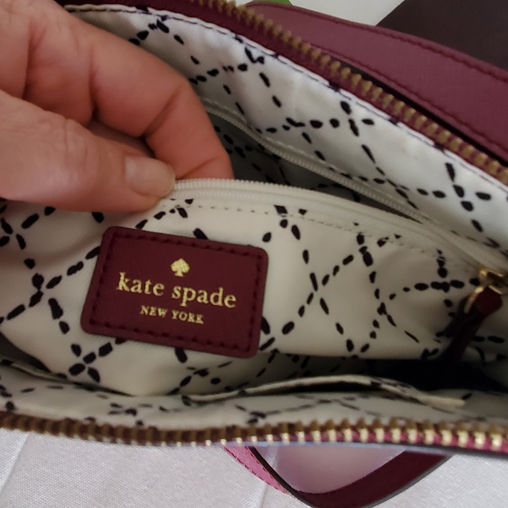Like New ♠️ Kate Spade Crossbody Bag ♠️ - Picture 4 of 7